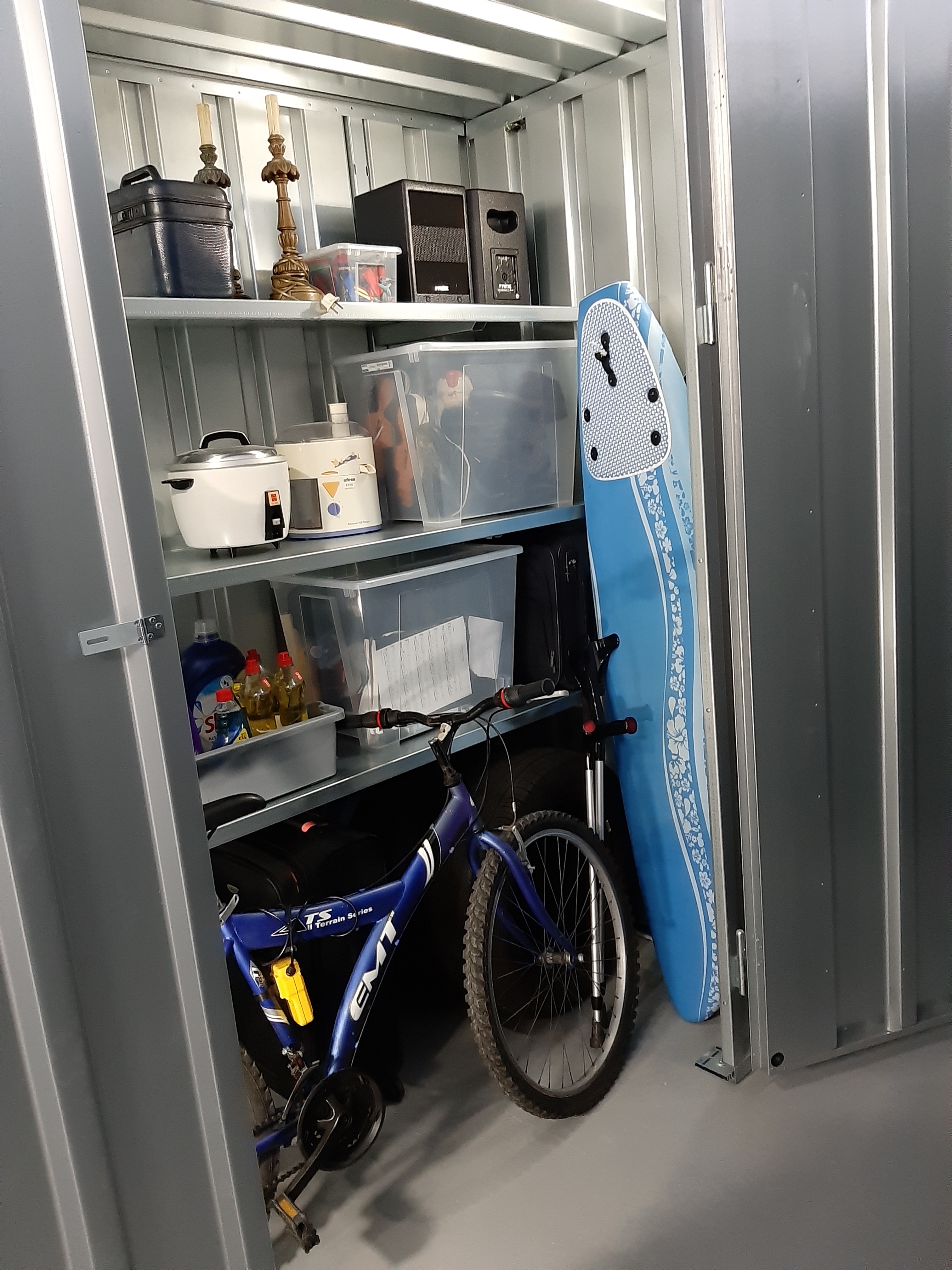 contentores em diversos tamanhos